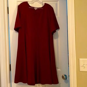 Avenue pleated dress. Size 26/28